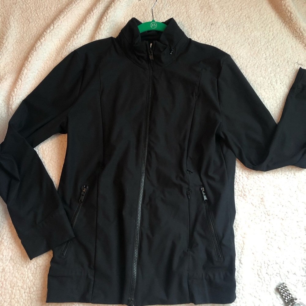 lululemon windbreaker
